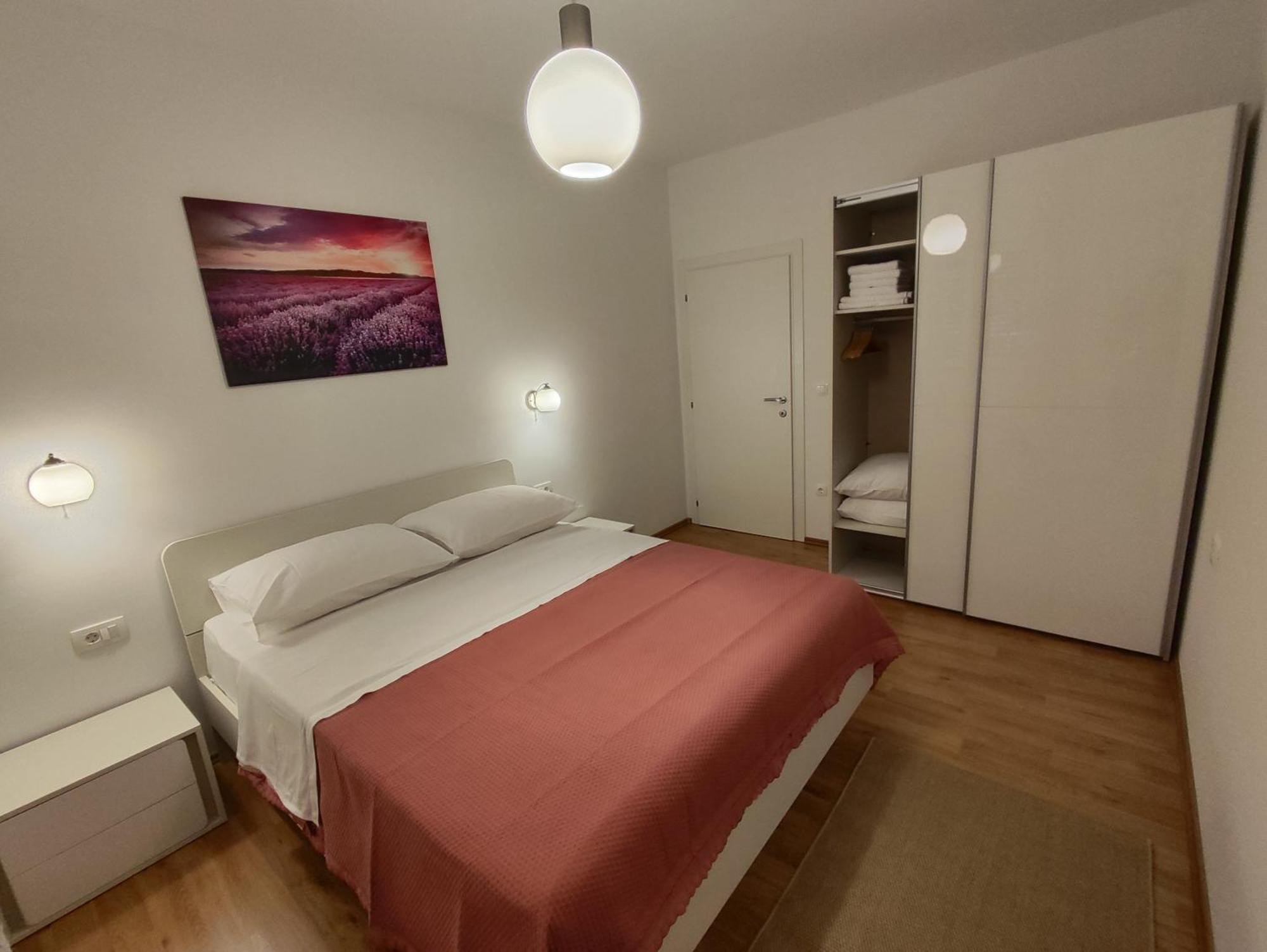 Apartmani Malo More Seline Eksteriør billede